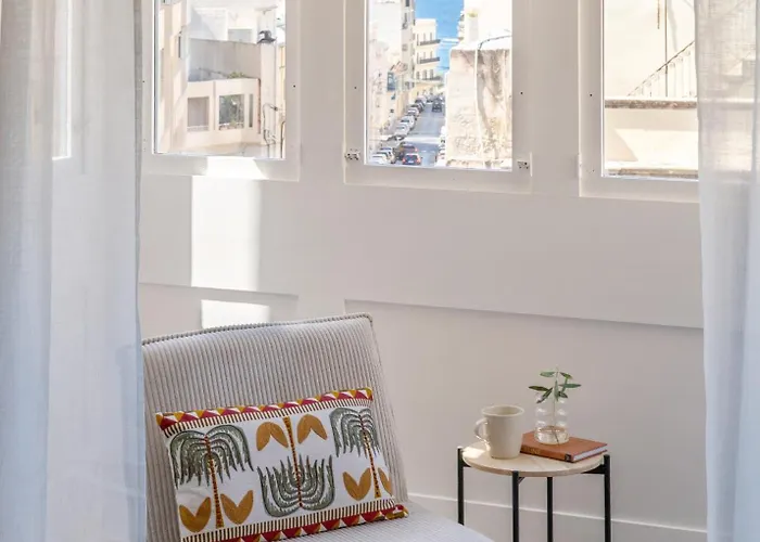 Spacious And Modern 1 Bedroom Ldem1-3